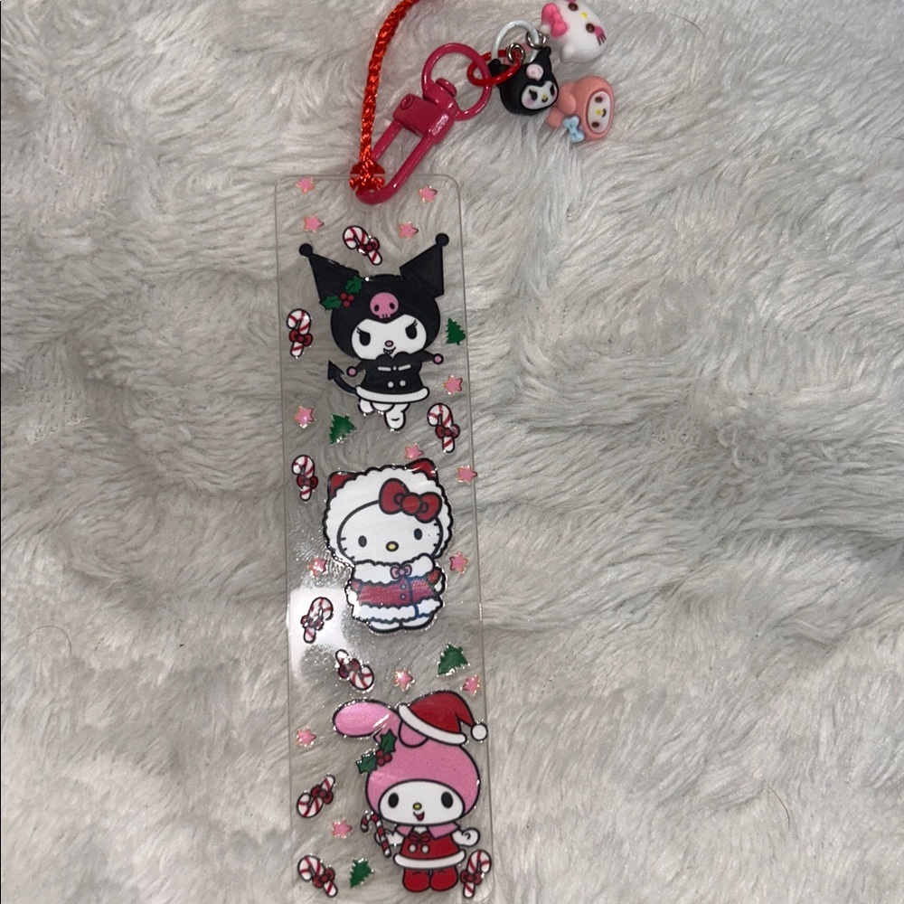 Hello kitty bookmark w hassle and charms